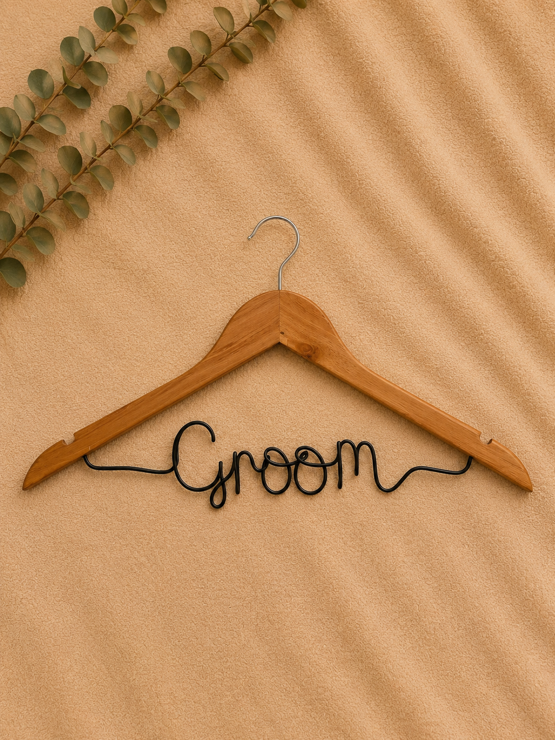 Groom Hanger